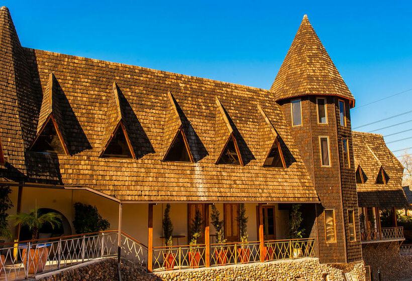 هتل Manquehue Las Condes