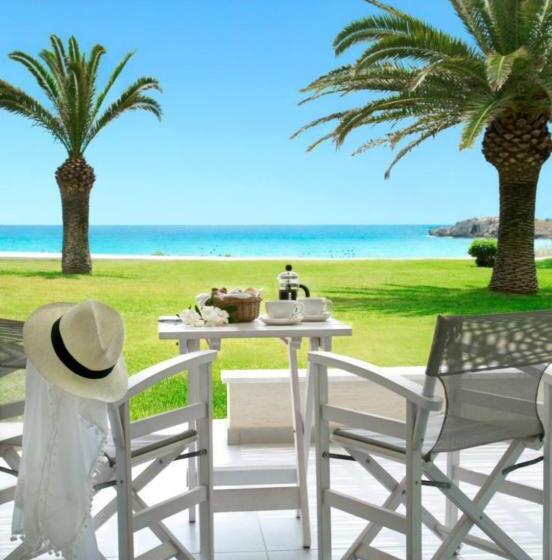 هتل Nissi Beach Resort