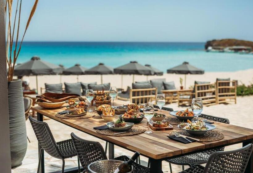 هتل Nissi Beach Resort