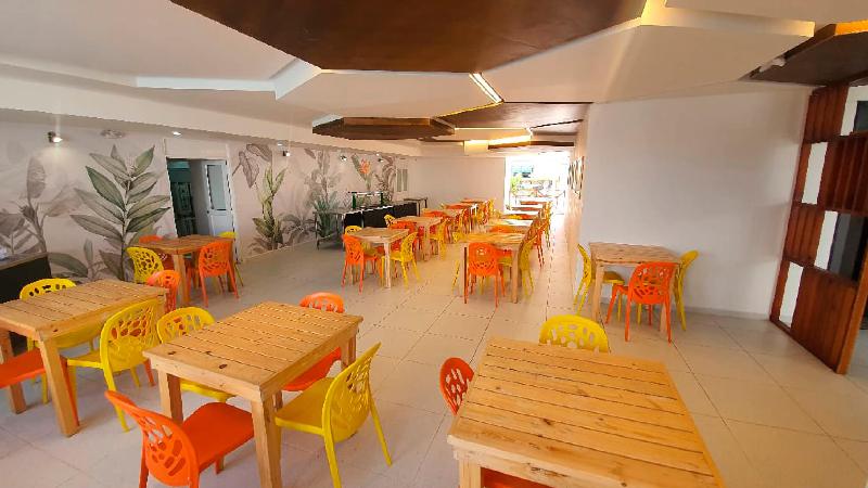 هتل On Vacation Blue Tone