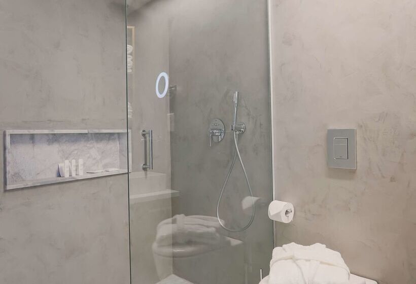 هتل Radisson Beach Resort Larnaca