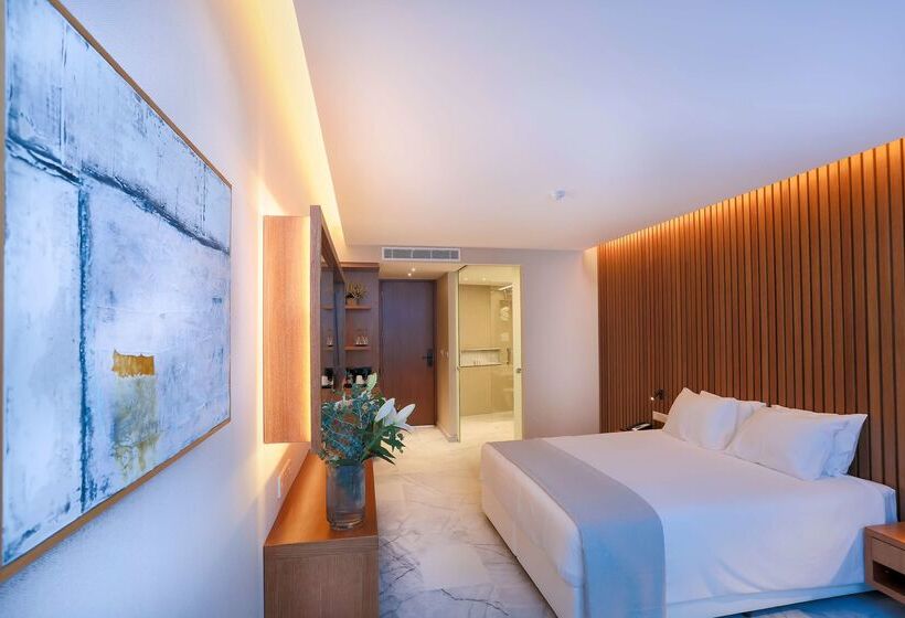 هتل Radisson Beach Resort Larnaca