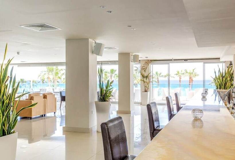 هتل Vrissiana Boutique Beach