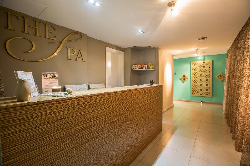 هتل Vrissiana Boutique Beach