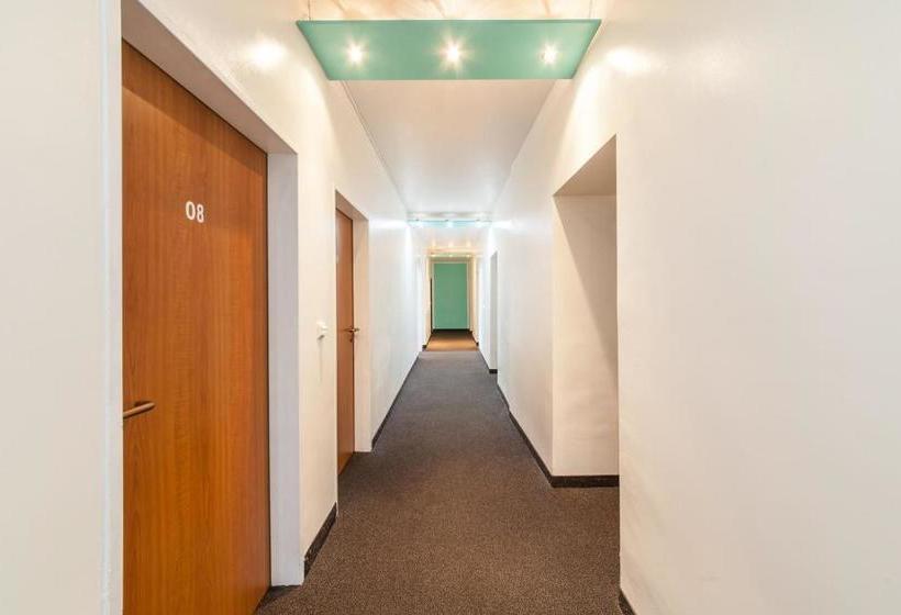 Отель Antares Düsseldorf