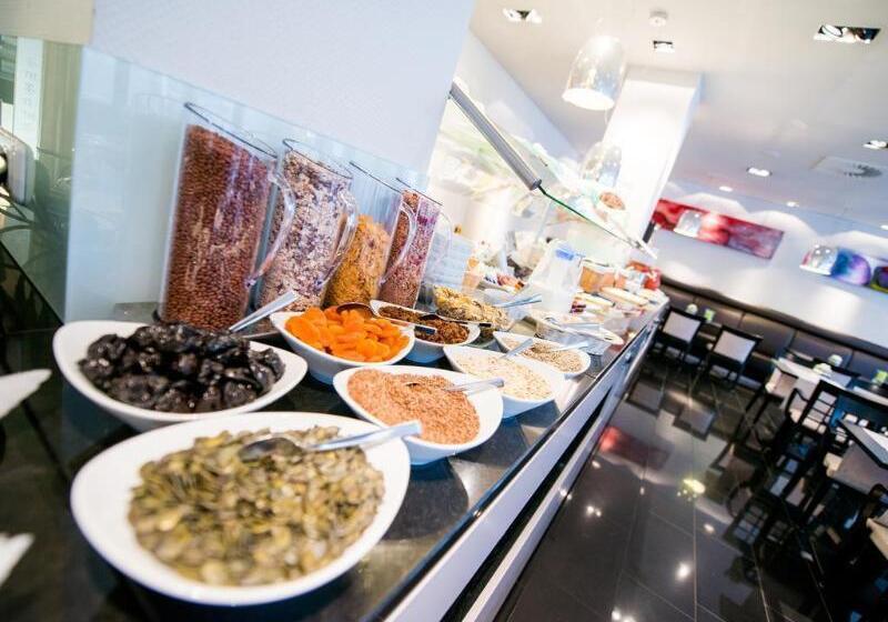 هتل Aquis Grana City