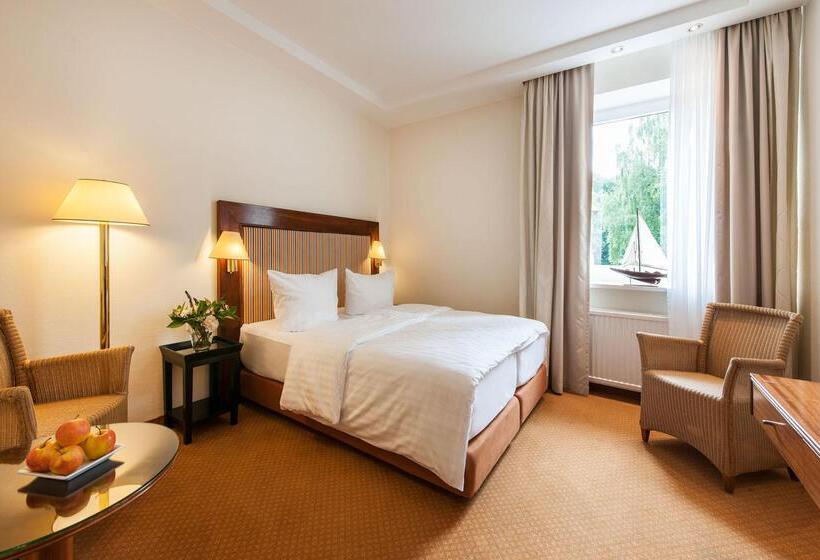Birke, Ringhotel Kiel