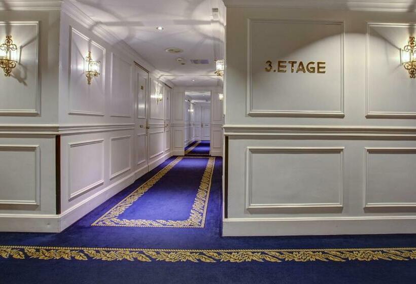 هتل Centro  Bristol