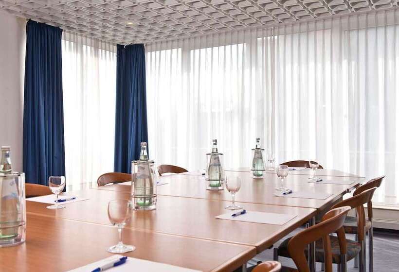 هتل Days Inn Dortmund West