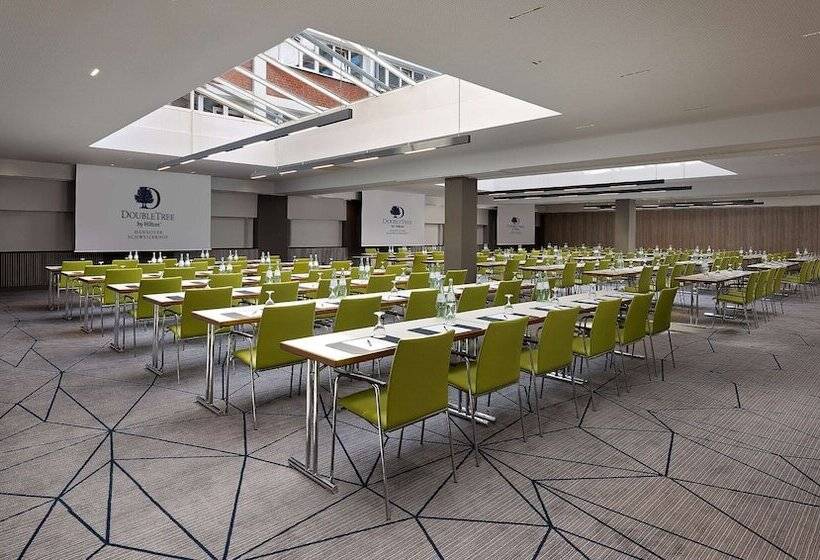 هتل Doubletree By Hilton Hannover Schweizerhof