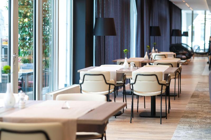 هتل Doubletree By Hilton Hannover Schweizerhof