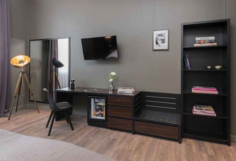 هتل Dusseldorf Mitte