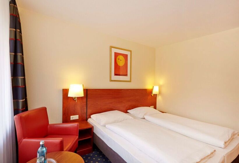 هتل Plaza Inn Goslar