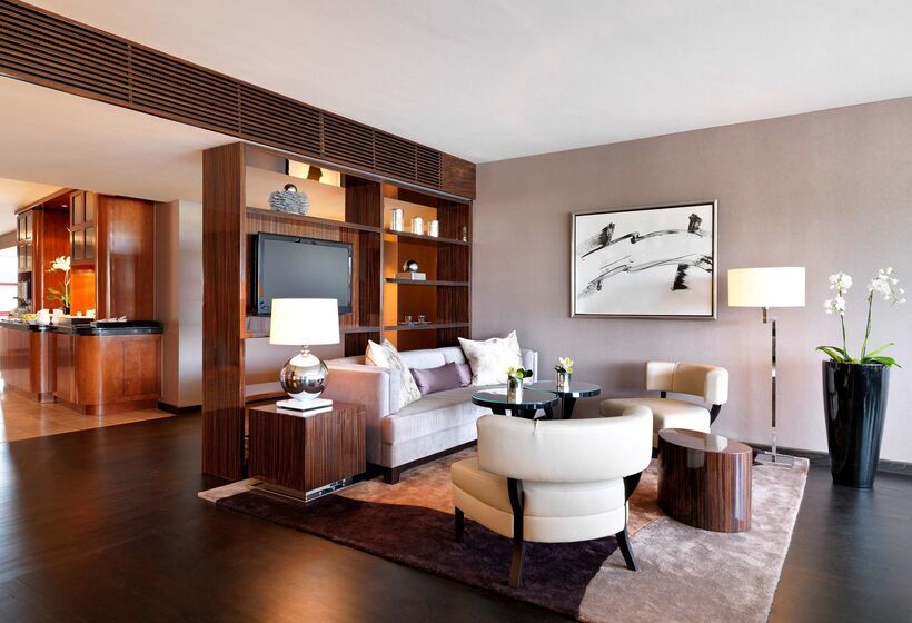 هتل Hyatt Regency Koln