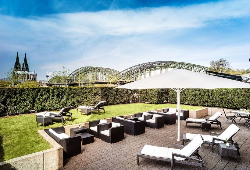 هتل Hyatt Regency Koln