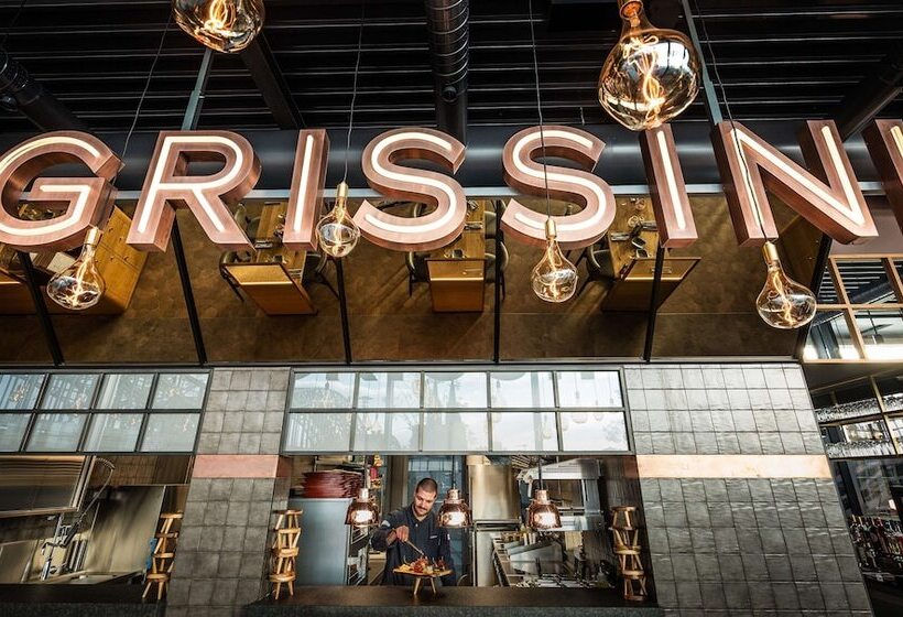 هتل Hyatt Regency Koln