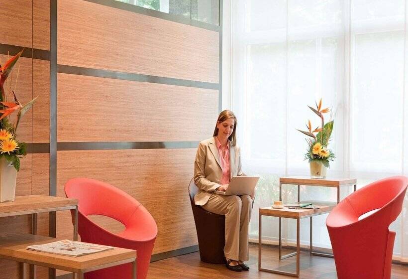 هتل Ibis Aachen Marschiertor  Aix La Chapelle