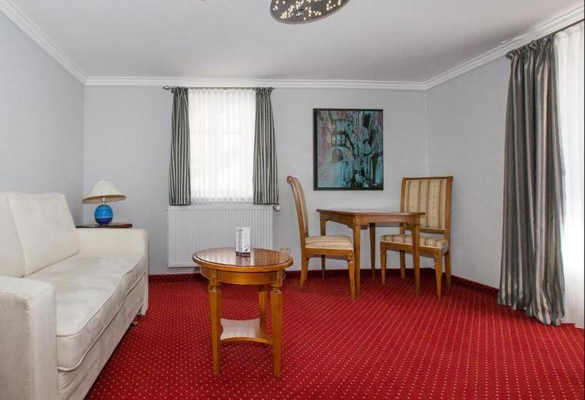 هتل Kaiserworth Goslar