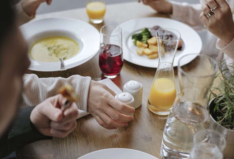 Mercure Hotel Koeln Belfortstrasse