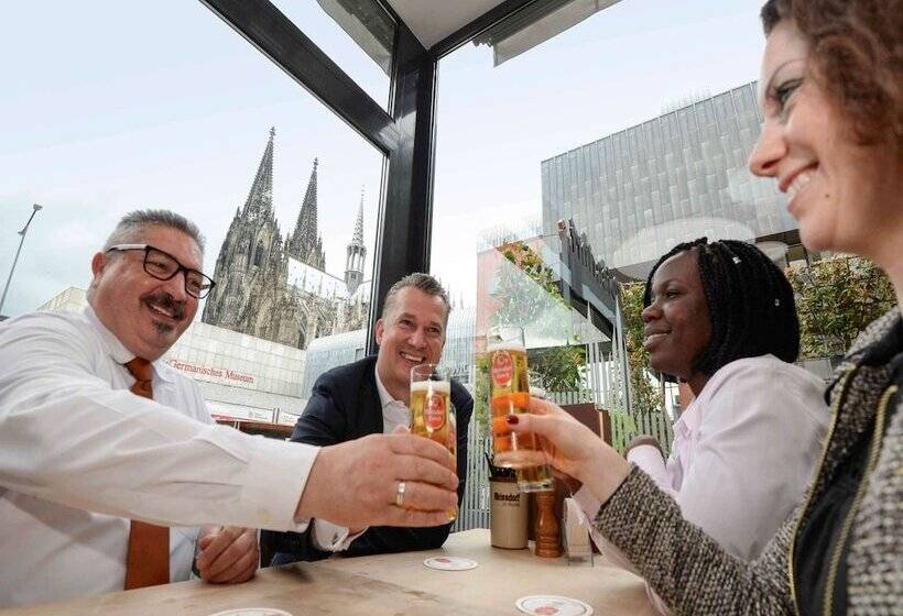 هتل Mondial Am Dom Cologne  Mgallery