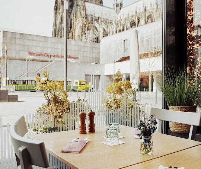 هتل Mondial Am Dom Cologne  Mgallery