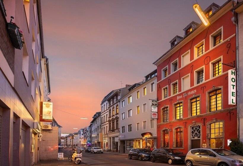 هتل Ahl Meerkatzen