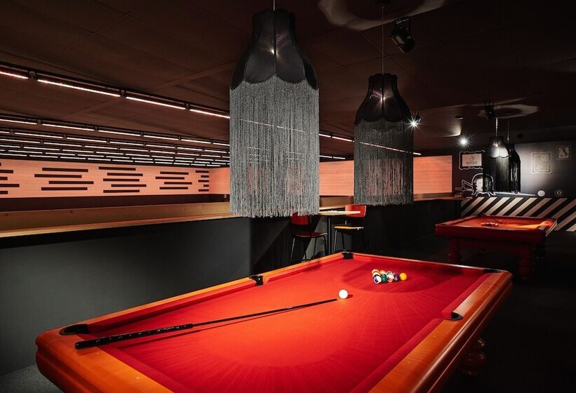 ホテル Zugbrücke Grenzau Gmbh