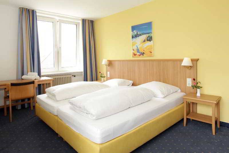 Hotel a&o Karlsruhe Hauptbahnhof