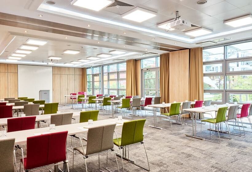 בית מלון כפרי Mercure Residenz Frankfurt Messe