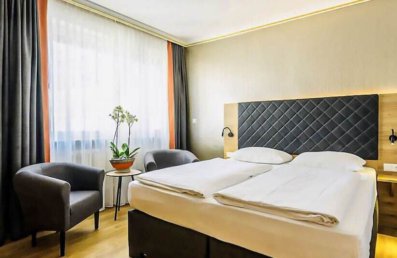 هتل Plaza Inn Rieker Stuttgart Hauptbahnhof