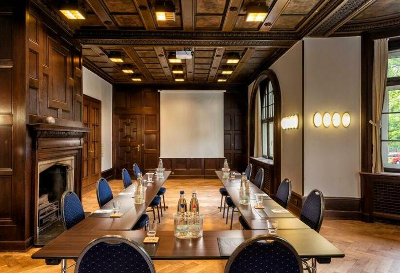 בית מלון כפרי Mercure  Frankfurt Airport Dreieich