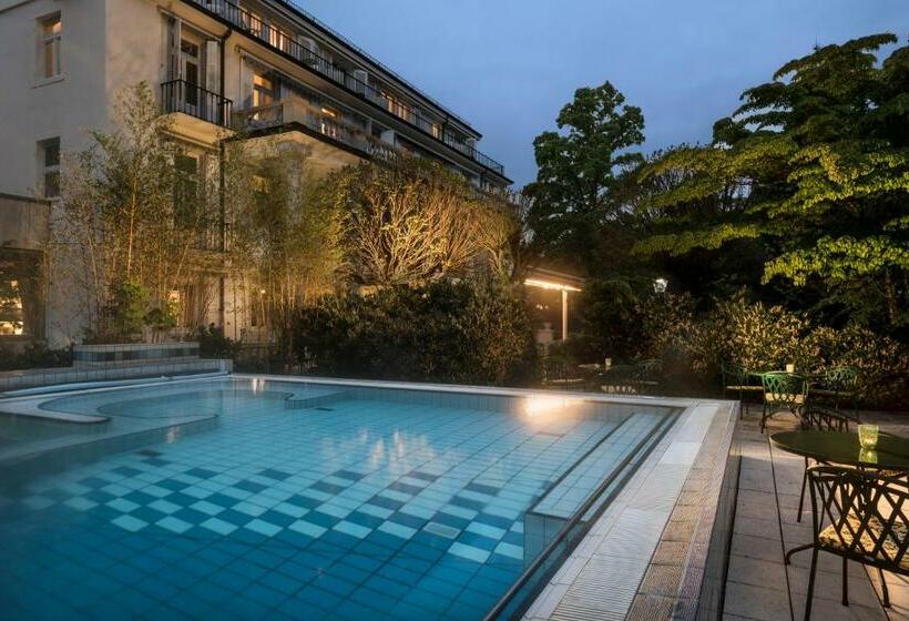هتل Radisson Blu Badischer Hof