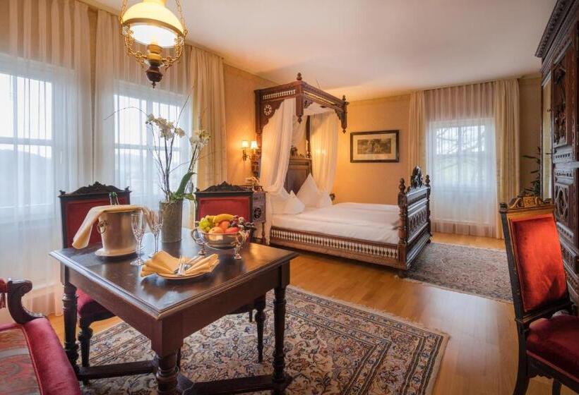 Schloßhotel Kurfürstliches Amtshaus Dauner Burg