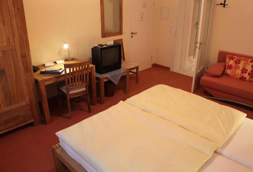 호텔 Gasthof Die Post Brennerei Frankenhöhe