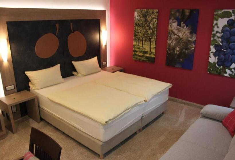 호텔 Gasthof Die Post Brennerei Frankenhöhe