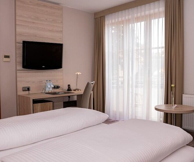 בית מלון כפרי Kastanienhof