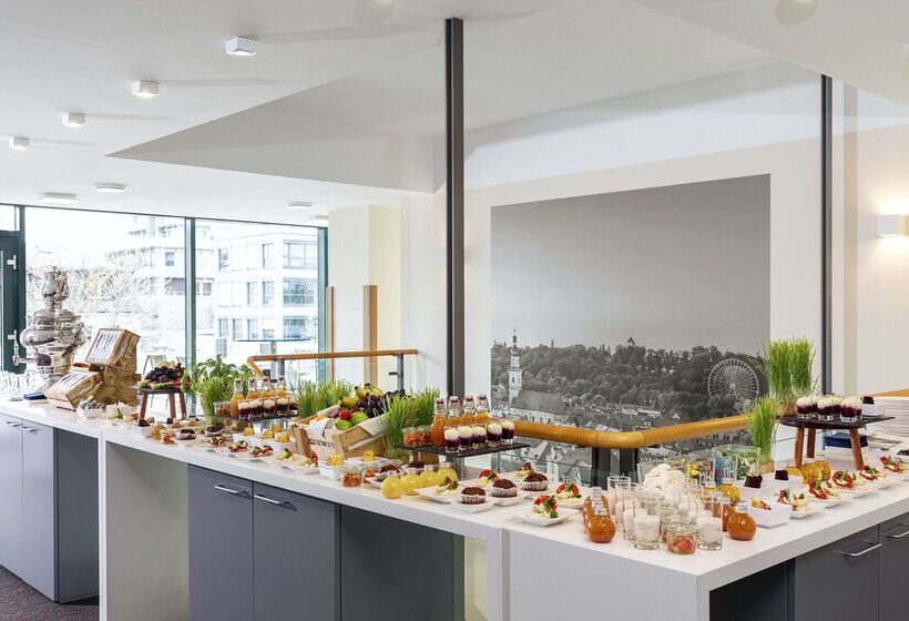 בית מלון כפרי NH Erlangen