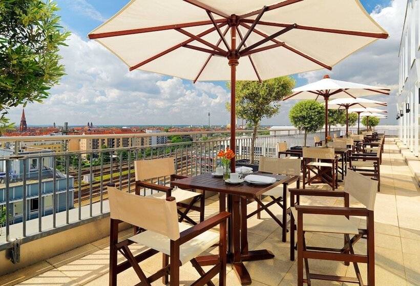 هتل Sheraton Carlton  Nuernberg