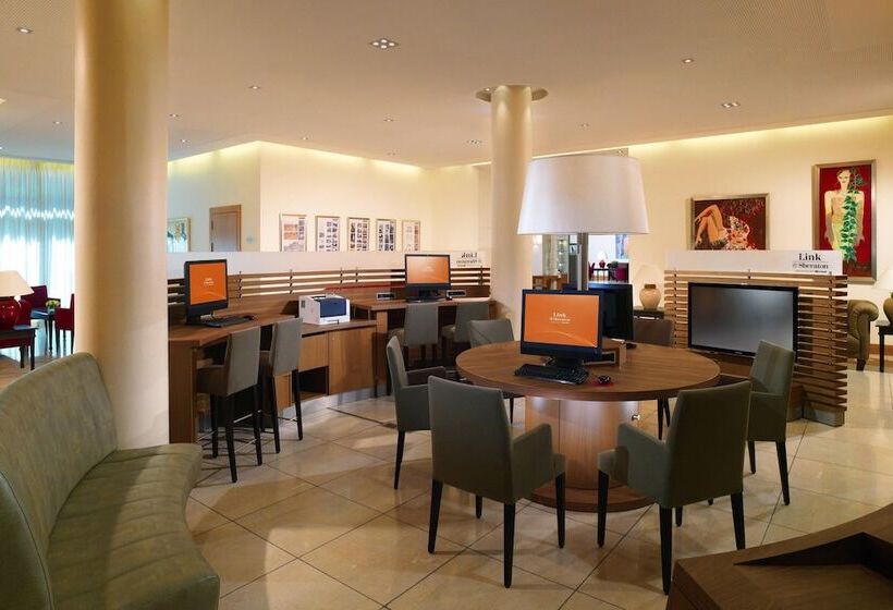 هتل Sheraton Carlton  Nuernberg