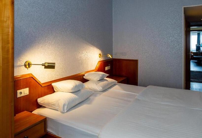 Отель Trip Inn Aschaffenburger Hof