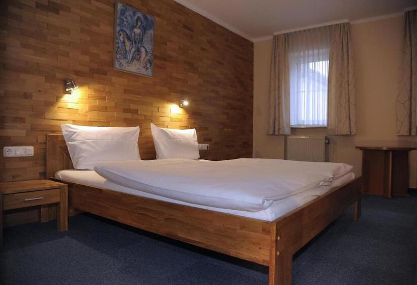 Отель Wilder Mann