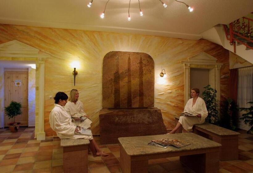 Отель Wilder Mann