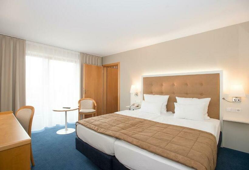 בית מלון כפרי Zettler Günzburg