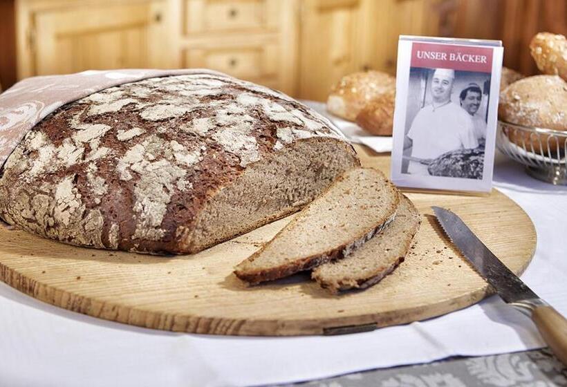 Отель Zum Goldenen Ochsen Am Schlossgarten