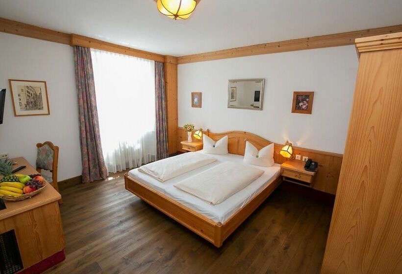 Kaiserhof Hotel Sonne