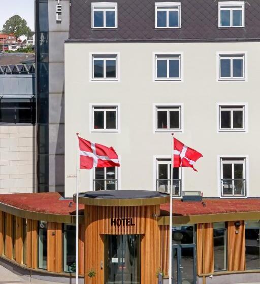 هتل Svendborg