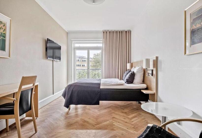هتل Svendborg