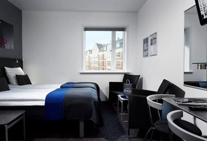 هتل Cabinn Esbjerg