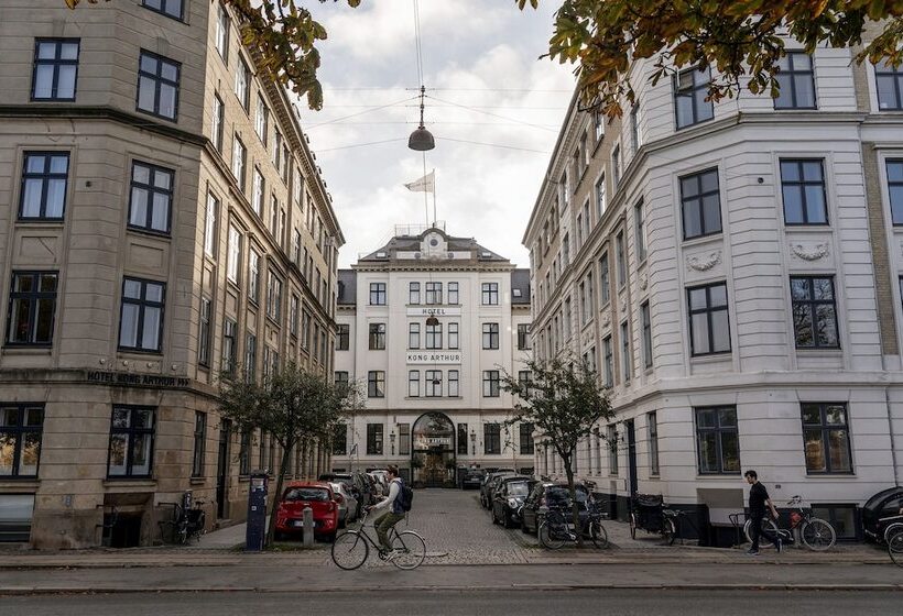 בית מלון כפרי Kong Arthur