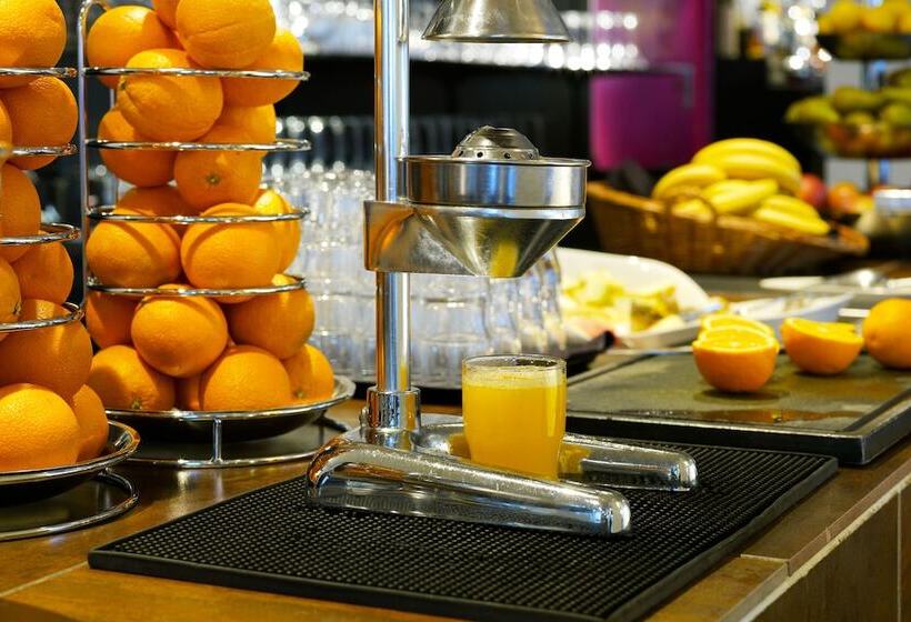 هتل Scandic Front